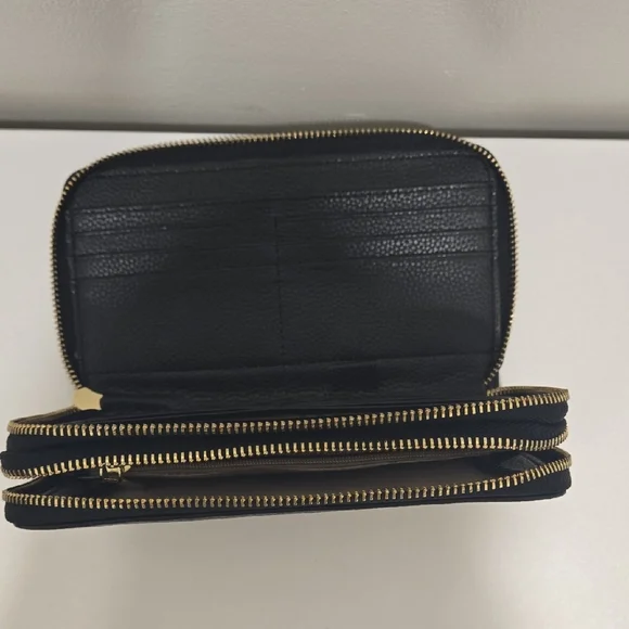 Black Leather Wallet - Picture 6 of 14